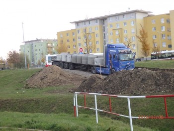 Výstavba splaškové a dešťové kanalizace